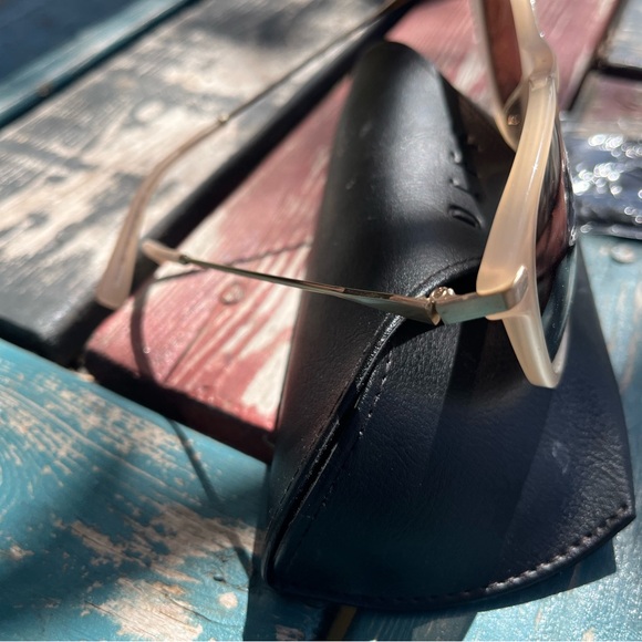 J Crew Creamy Brown/Sunglasses - Picture 4 of 7